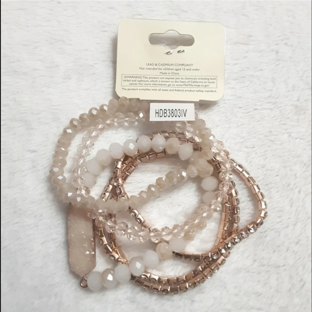 Assorted Bracelet Set - Picture 4 of 6